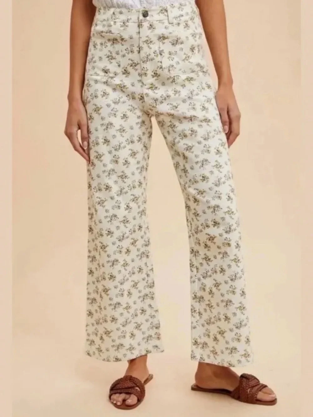 High Rise Wide Leg Floral Jeans Ivory NWT | AnnieWear | M - Picture 1 of 5